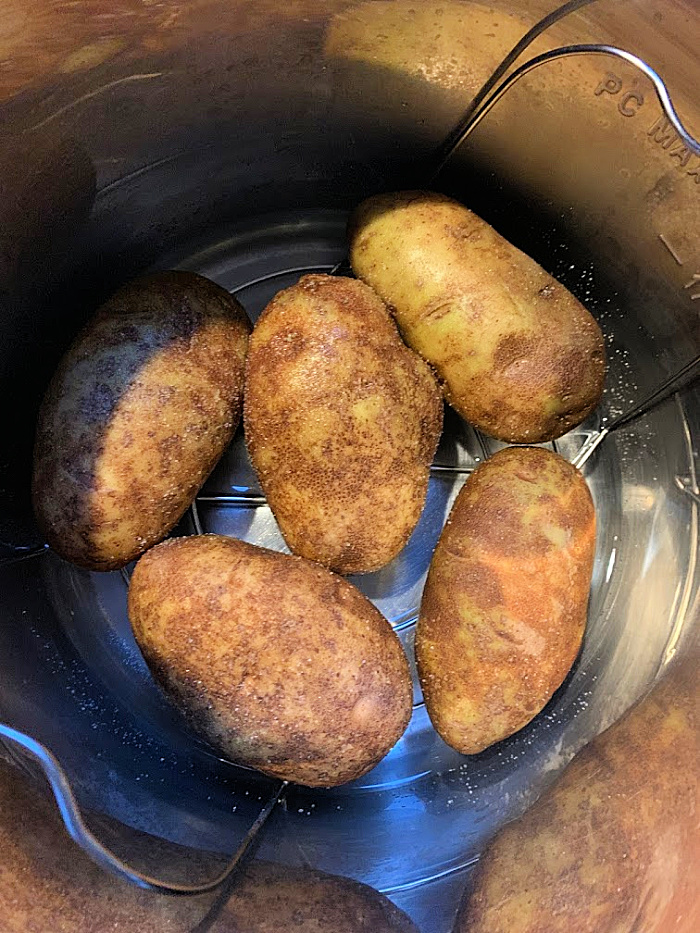 Instant Pot Baked Potatoes - Easy Instant Pot Dinners