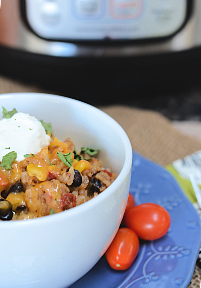 Featured image for “Instant Pot Chicken Burrito Bowls”