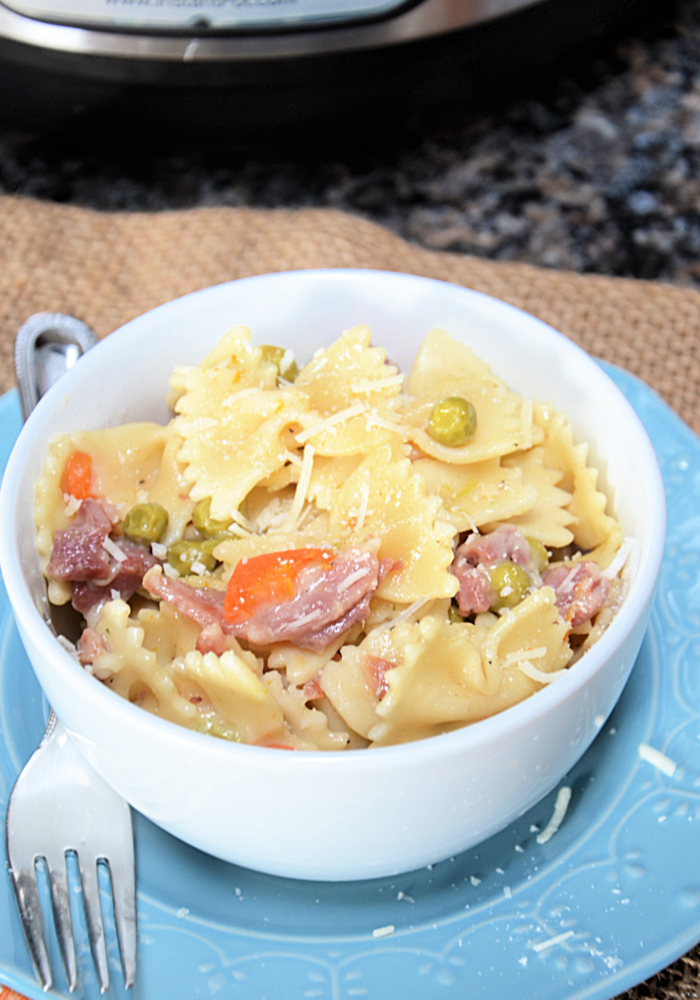 Featured image for “Instant Pot Ham Pasta”