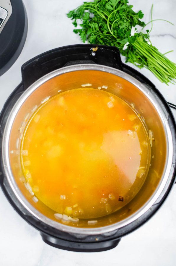 How to make Chicken and dumplings in the instant pot