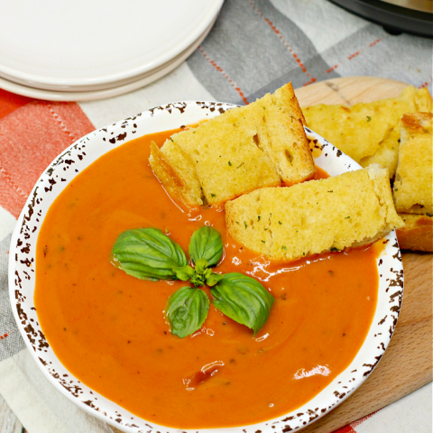 Instant Pot Tomato Basil Soup