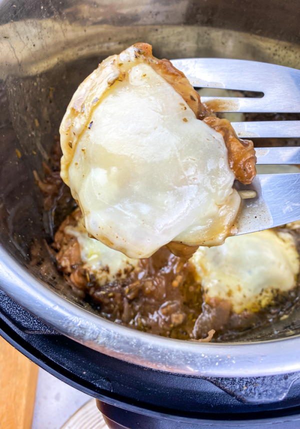 Instant Pot French Onion Chicken(4)