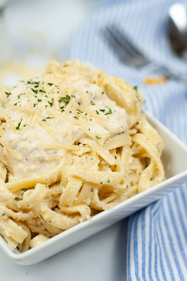 Easy Instant Pot Fettuccine Alfredo